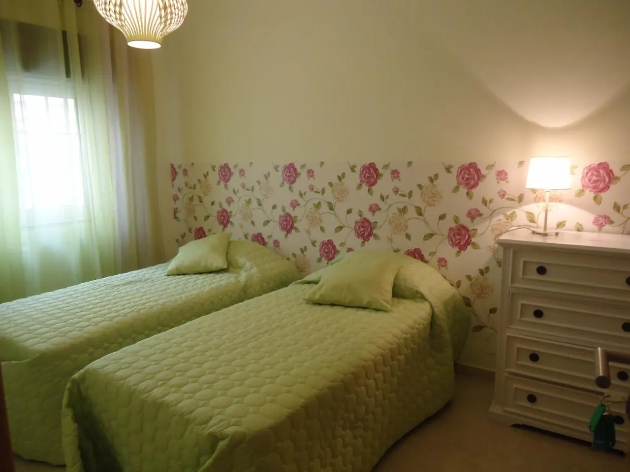 Room Alvor 0*,  Portugal